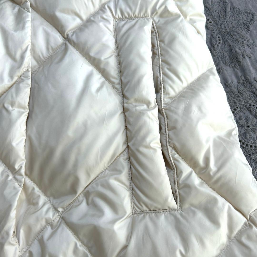 【みかりん】美品WEEKEND MaxMara フード付きダウンベスト