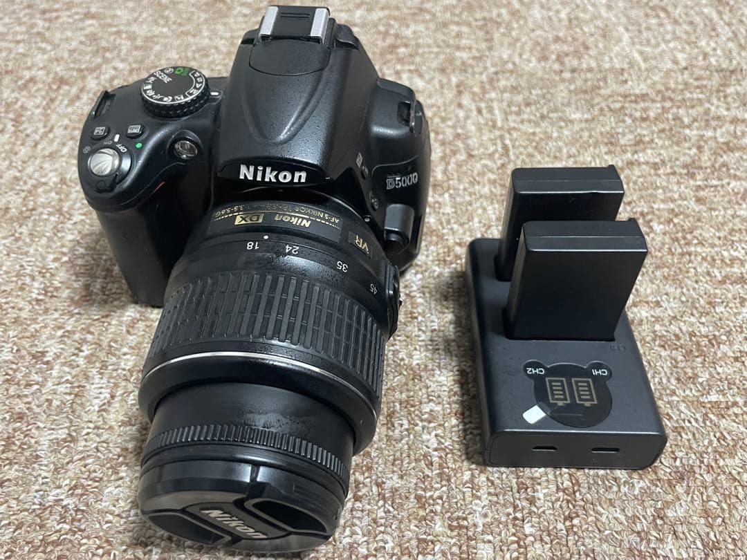Nikon D5000 互換バッテリー ストラップ18-55mm 3.5-5.6