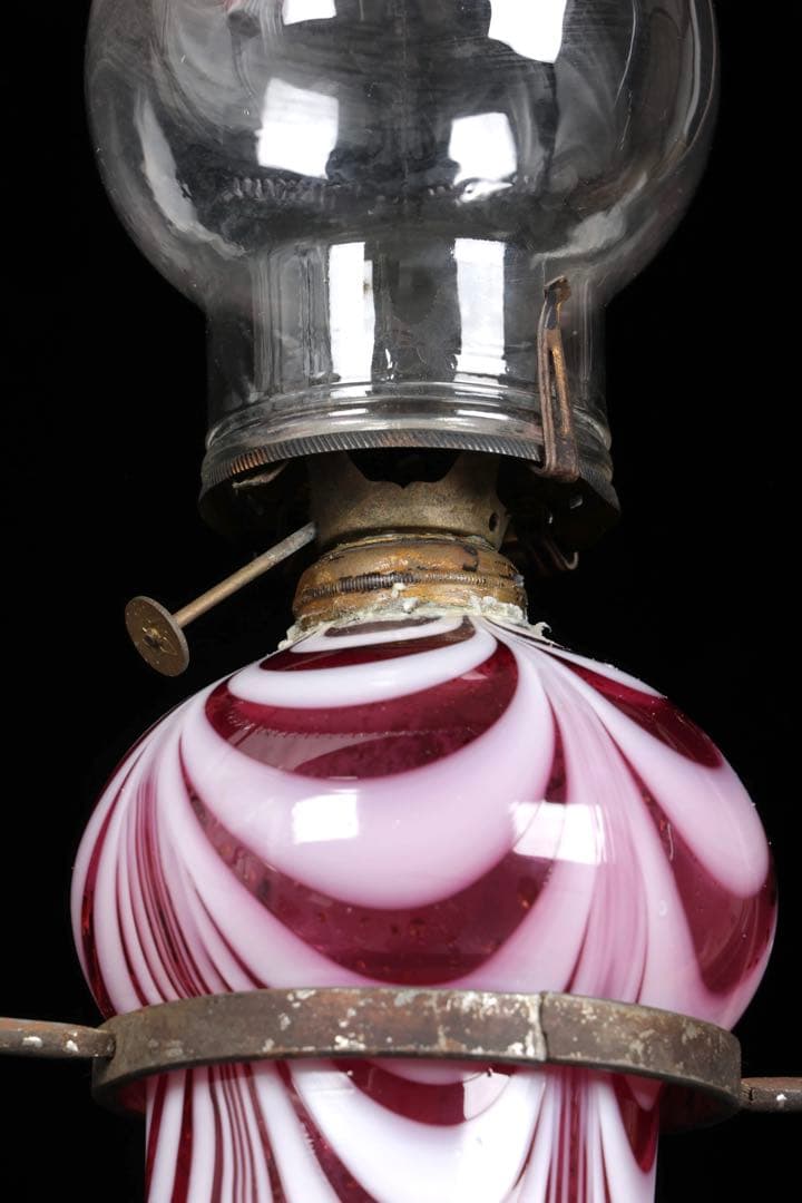 け*ん様 吊りオイルランプ 明治～大正期 乳白ガラス傘 マーブルピンク模様オイル