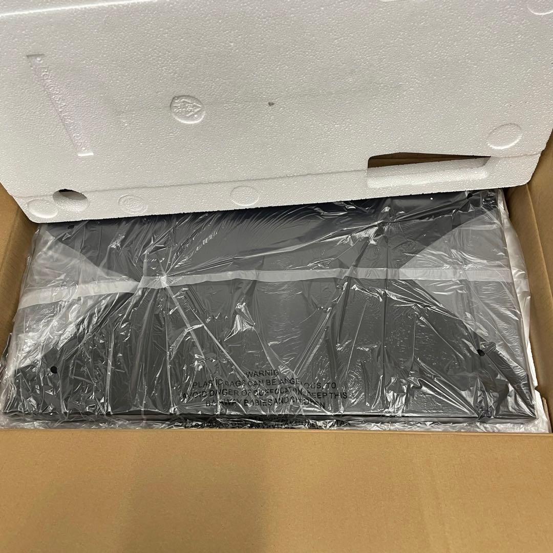 633 未使用 ワインセラー 8本 25L ペルチェ式 ブラック送料無料