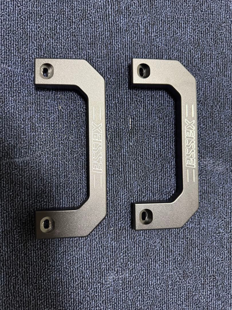 ESSSEX アルミニウムアシストグリップブラック