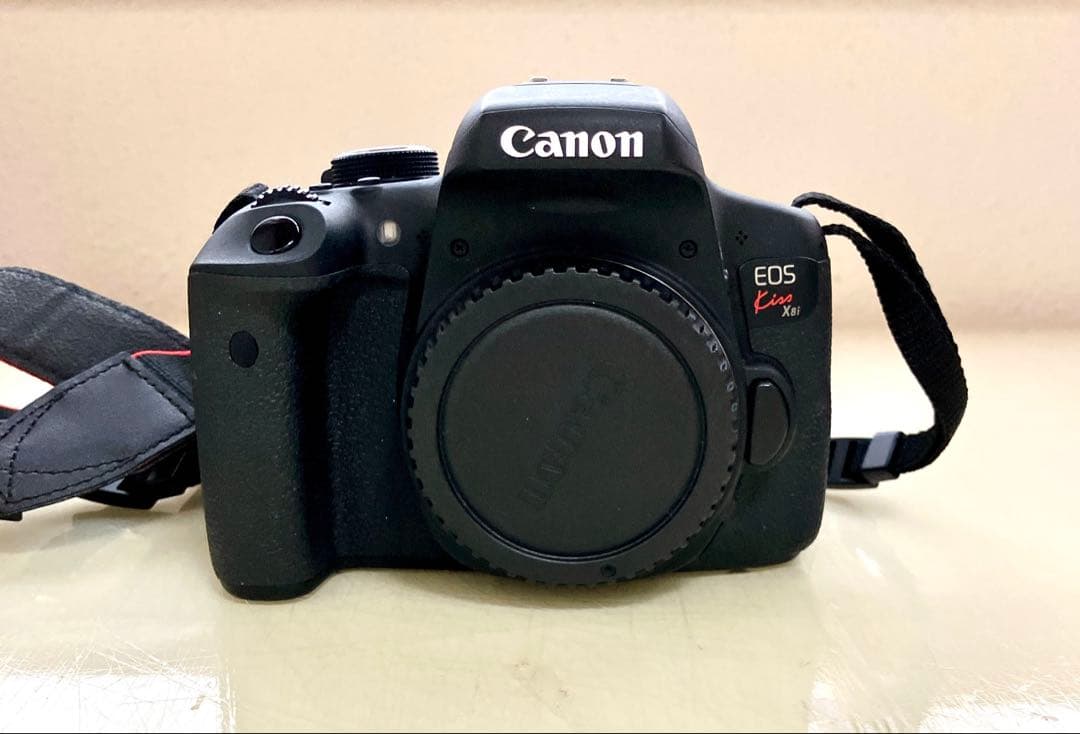 【動作確認済】CanonEOS KissX8iレンズ2本18-55mm/50mm