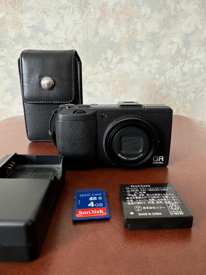 o*o様 RICOH GR DIGITAL III 3 専用ケース付 DIY G