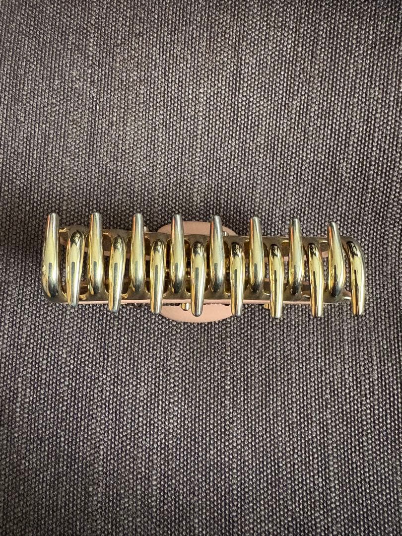 acca ベージュピンク　 ヘアクリップ　10cm