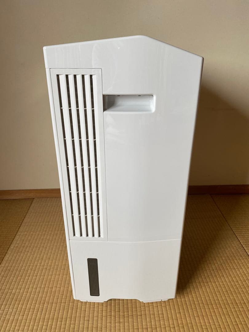 パナソニック 衣類乾燥除湿機 F-YHTX200-S