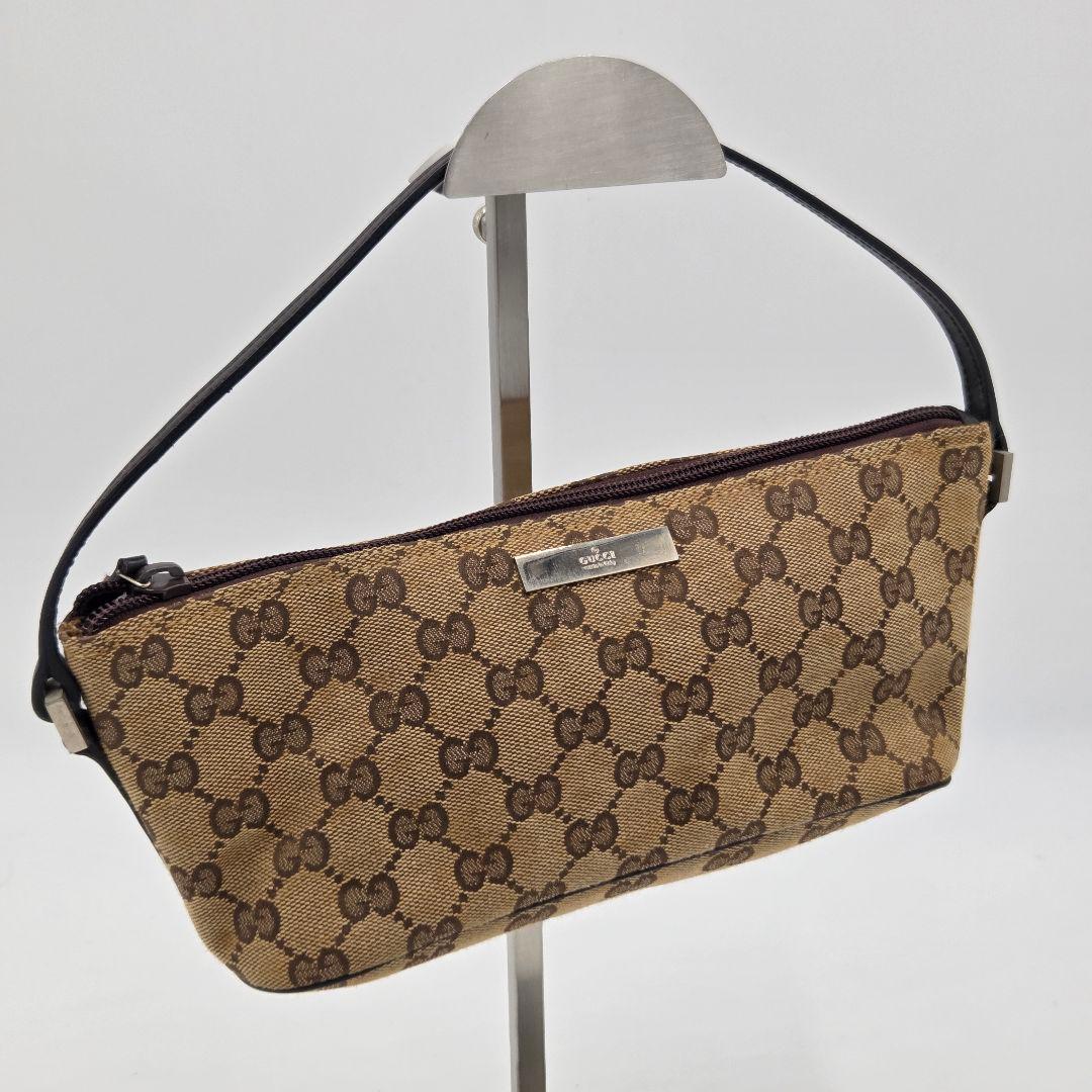 【良品】グッチ アクセサリーポーチ ミニバッグ GG キャンバス ブラウン