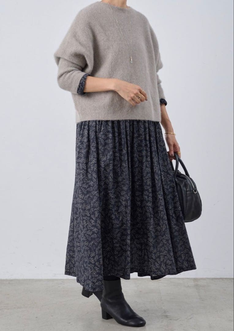 【24SS美品】BEARDSLEY プリントギャザーワンピース　ブラック