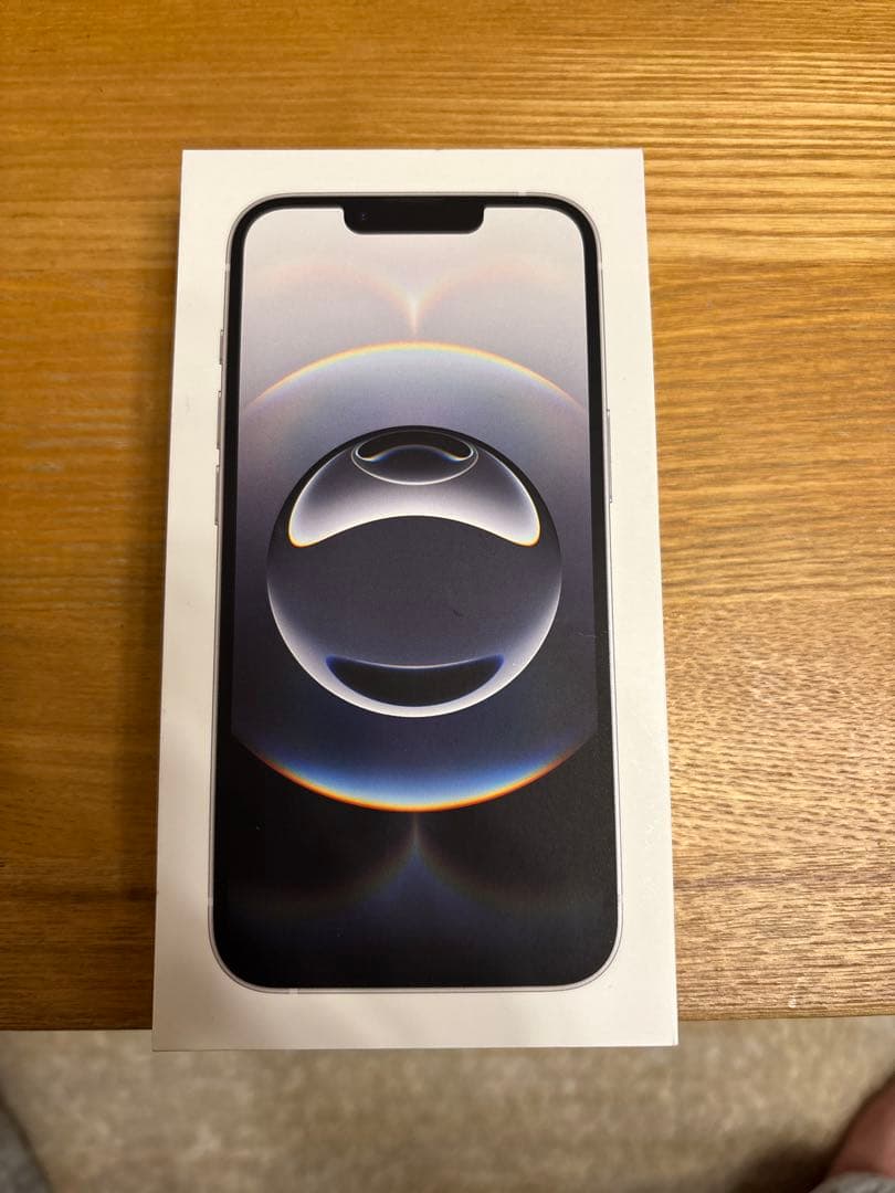 【新品未使用】iPhone 16e ホワイト