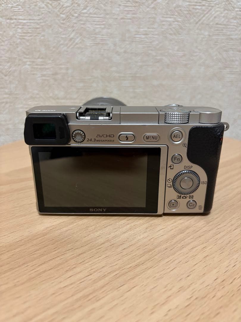 SONYα6000 レンズセットE18-55mm＋E55-210mm 値下げ中