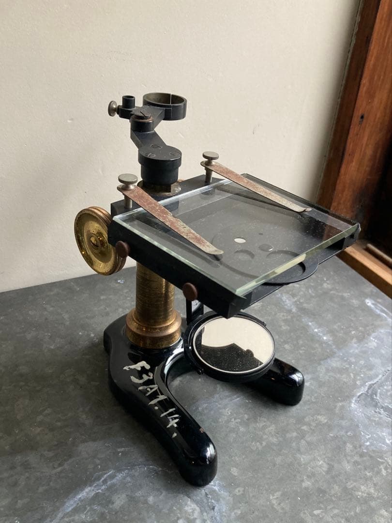 顕微鏡　台　Ernst Leitz Wetzlar /エルンストライツウェツラー