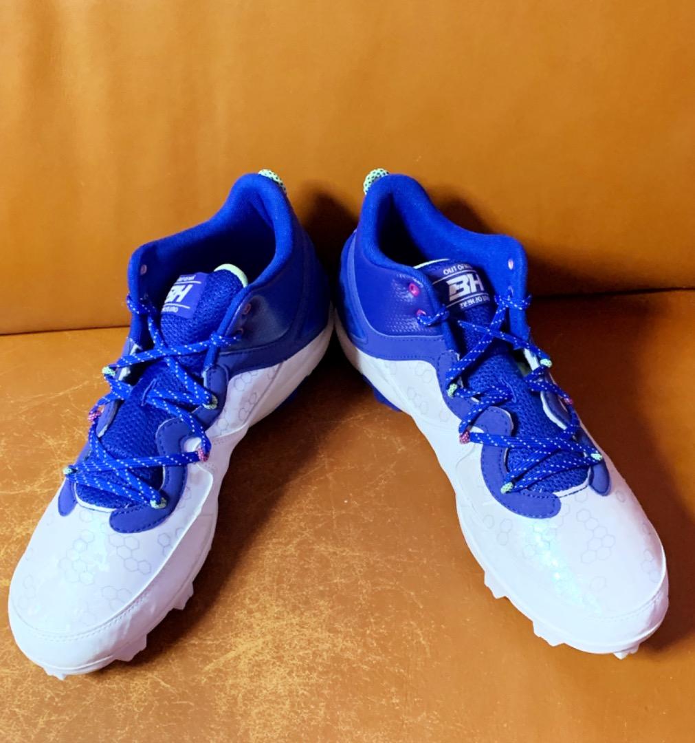 新品2026年USA国内限定発売アンダーアーマー野球ハーパー8MidRm30cm