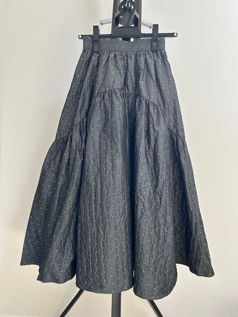 新品【hitomi】memory lamé dot jacquard skirt