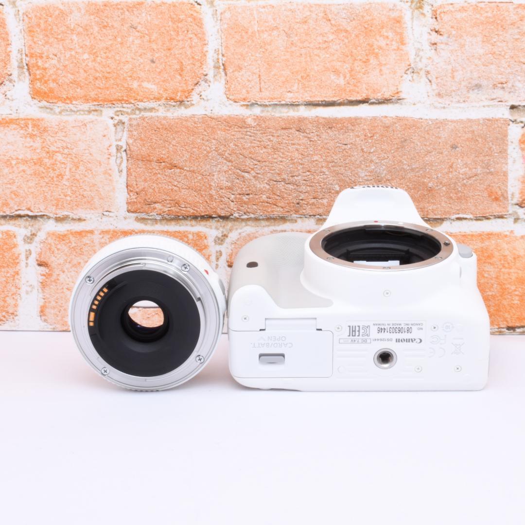 綺麗にボケる◎単焦点レンズ◎Canon Kiss X7◎ホワイトカラー