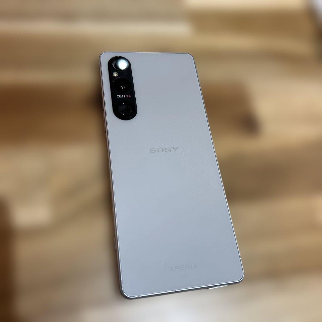 Z413 au SIMフリー　Xperia 1 V SOG10