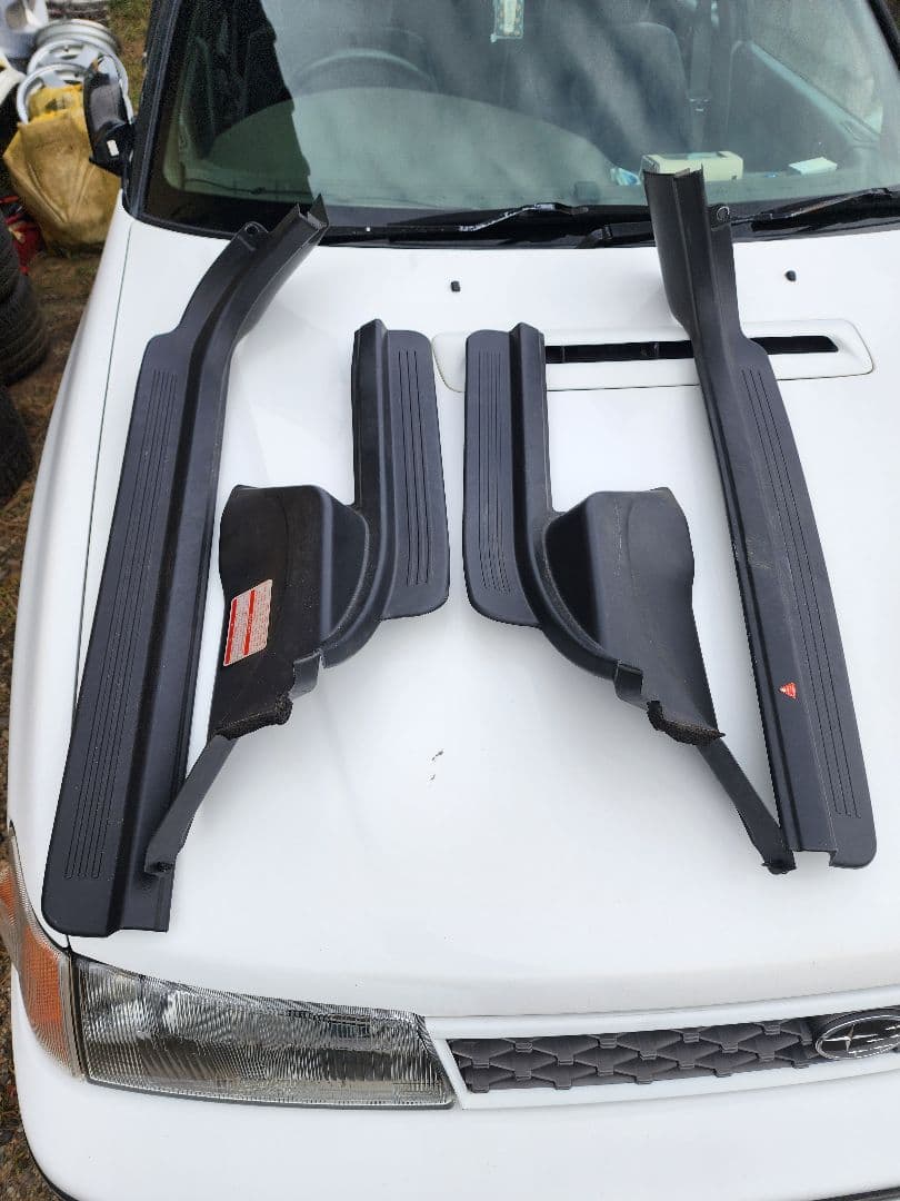 ふーたさん専用☆BE/BH レガシィ用スカッフプレート左右