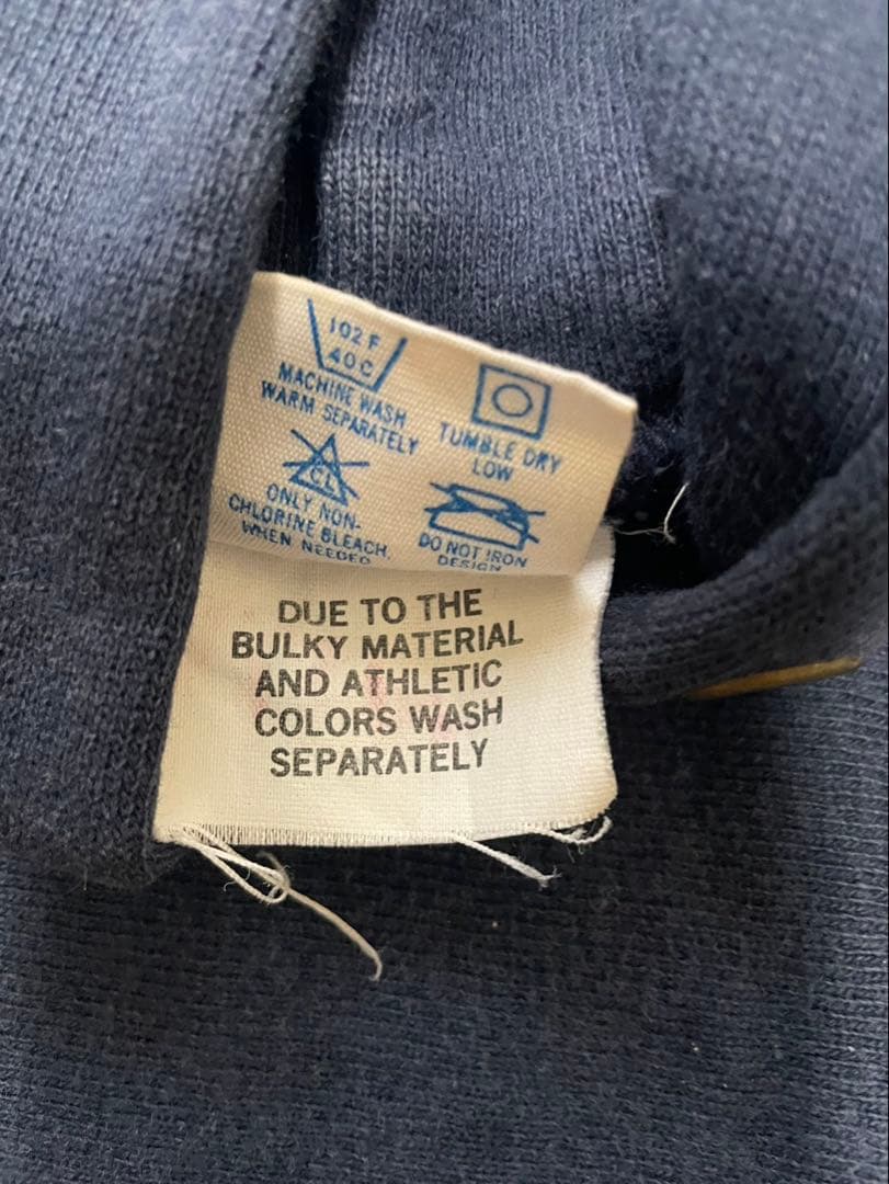 チャンピオン80s90sトリコタグ3段プリントリバースウィーブパーカー ネイビー