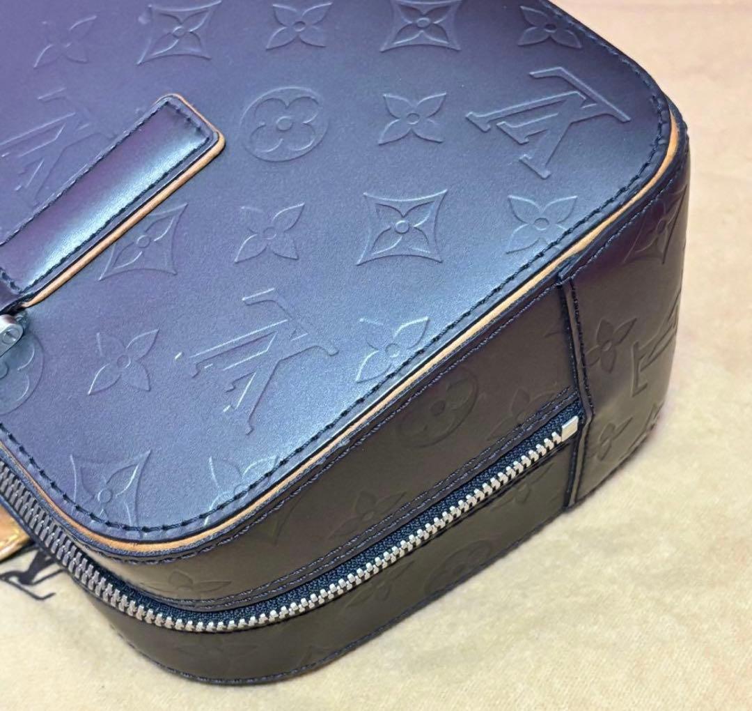 LOUIS VUITTON☆モノグラムマット シェルトン ノワール M55172