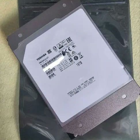 東芝　16TB HDD MN08ACA16T 稼働時間極小