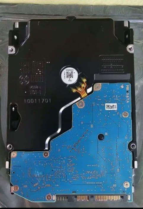 東芝　16TB HDD MN08ACA16T 稼働時間極小