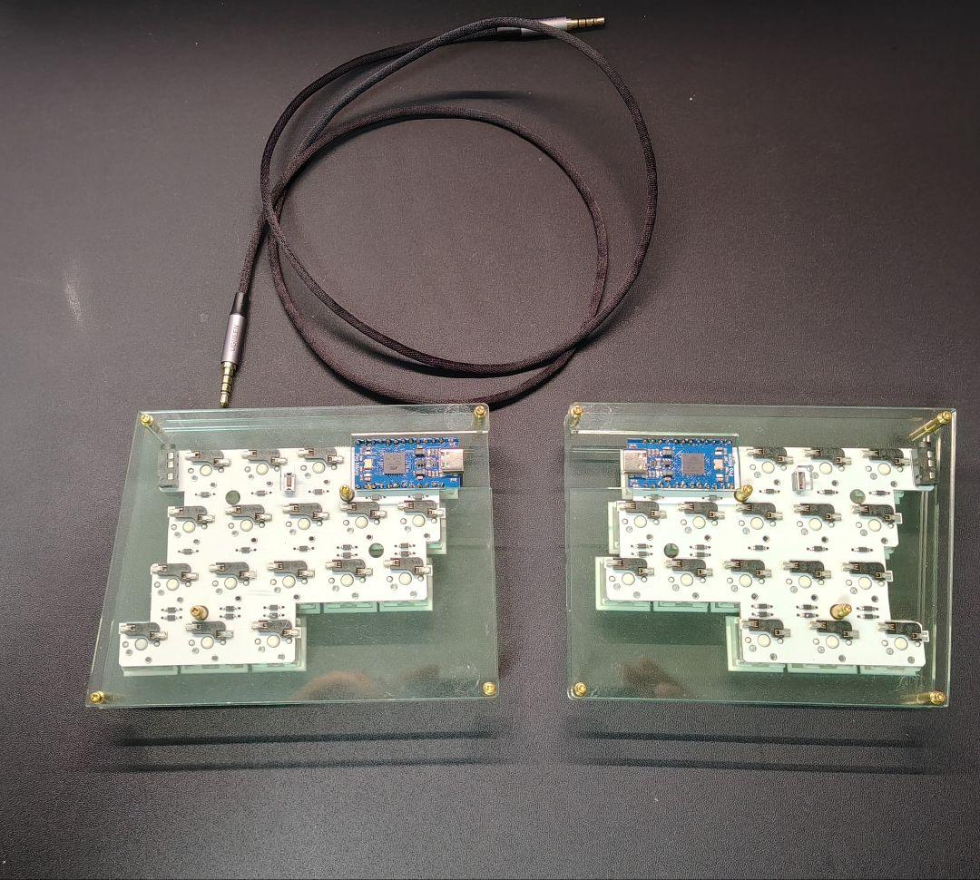 Gravity36　有線分割型キーボード　ロウスタッガード　完成品　中古