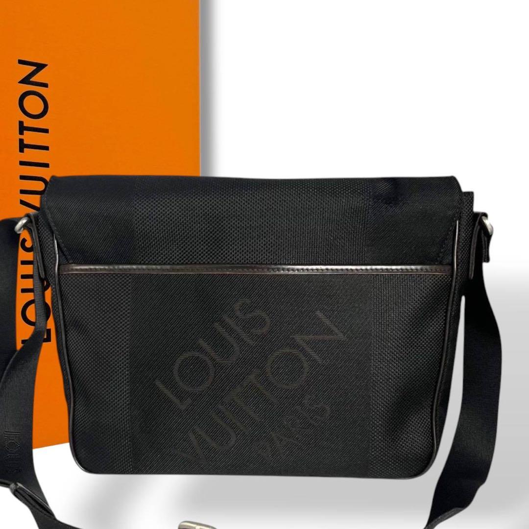 ルイヴィトン　ダミエ　ジュアン　メサジェ　メッセンジャーバッグ　ブラック　51