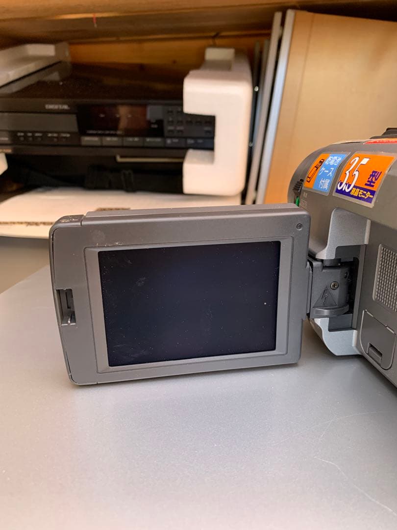 ☆SONYの液晶8ミリビデオカメラ・CCD-TRV20