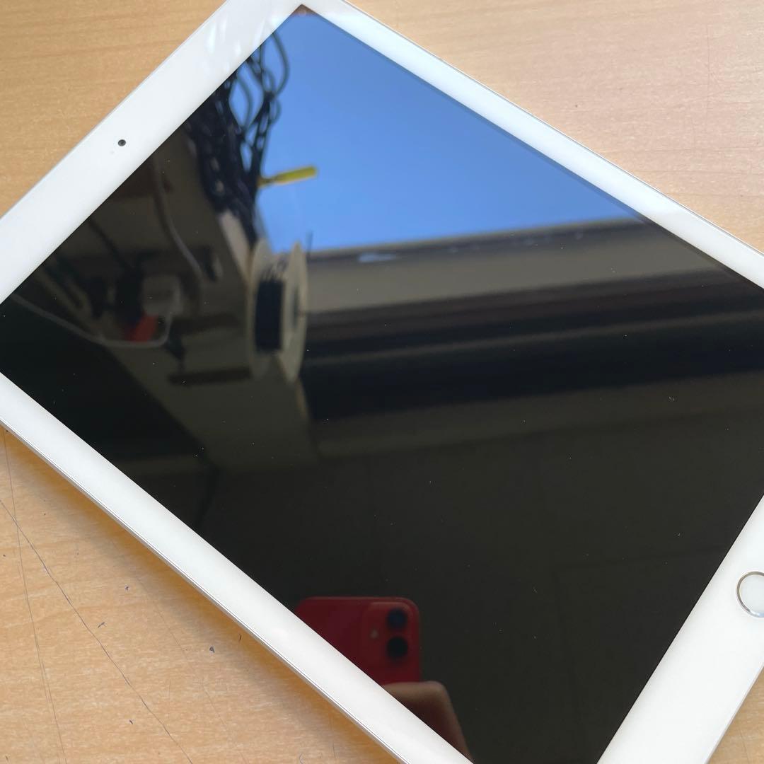 iPad 第6世代　A1893　Wi-Fiモデル　シルバー　32GB 美品　#7