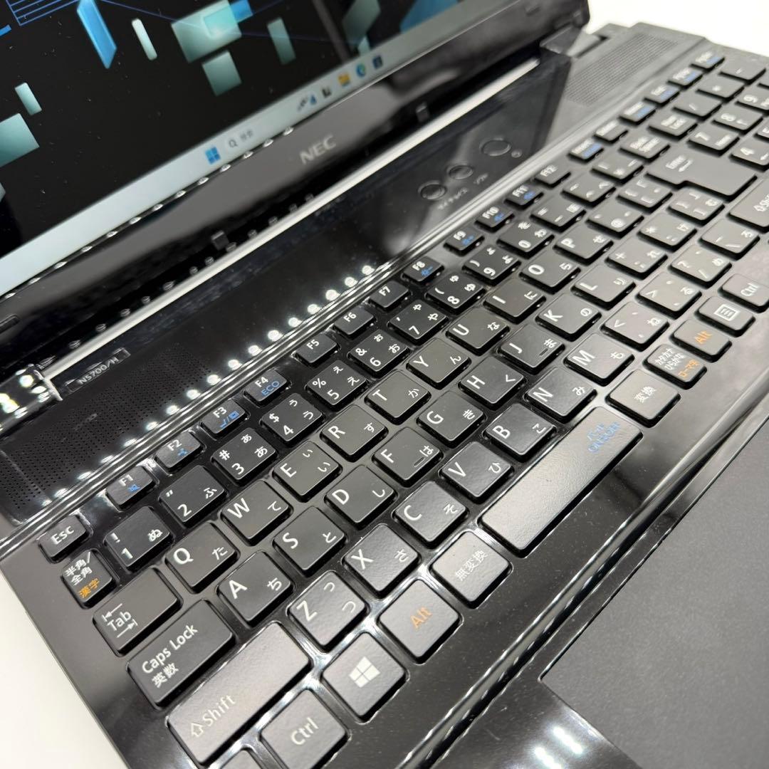 NECノートパソコン Core i7 16GB SSD512 Blu-ray対応