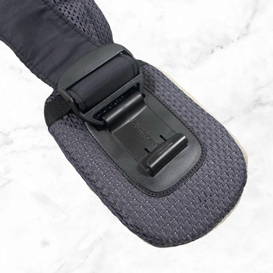 極美品 ベビービョルン ハーモニー 抱っこ紐 ネイビー 腰パット 最上モデル