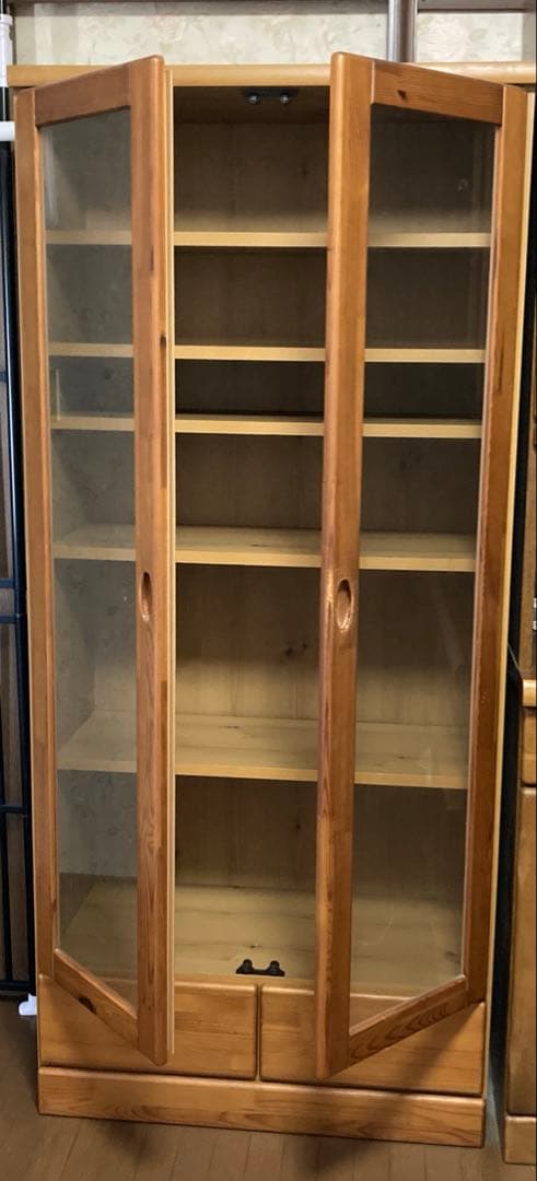 キャビネット　書棚本棚　食器棚　観音開き