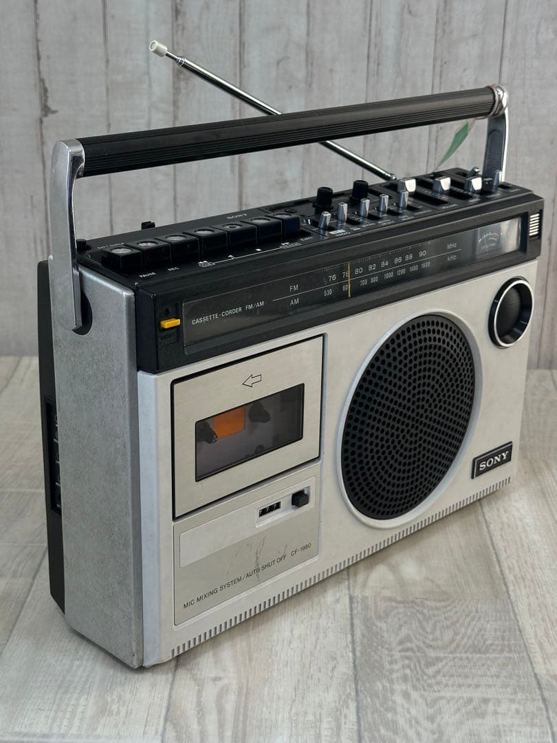 【動作品】希少レアカラー白SONY ラジカセ CF-1980 昭和レトロラジオ