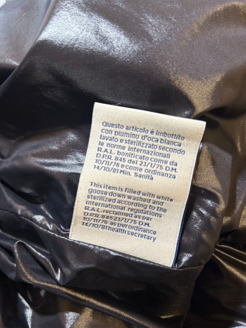 モンクレール　ダウンジャケット　マウレス