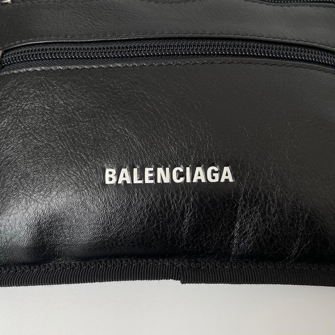 【未使用級】バレンシアガ エクスプローラー ベルトバッグ レザー ロゴ 黒