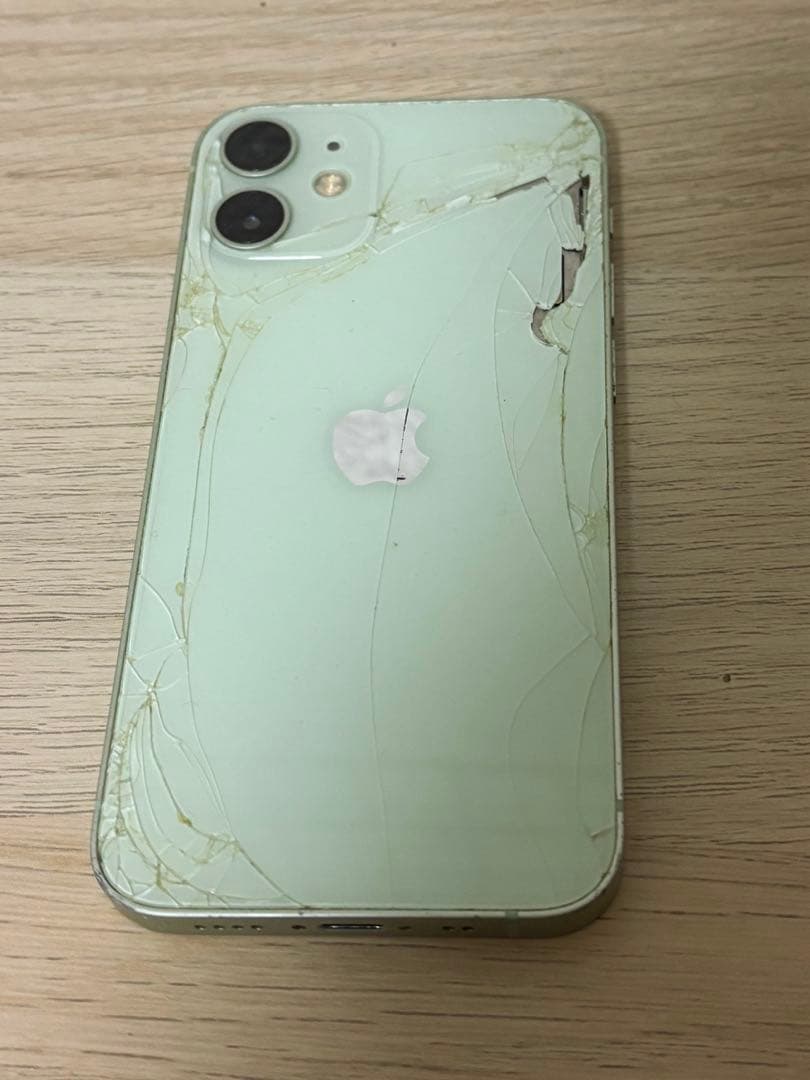 iPhone12mini 画面割れ