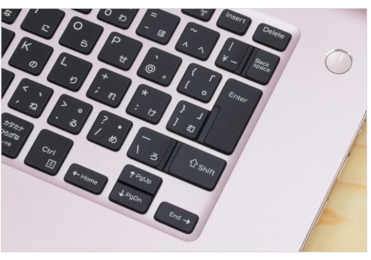 美品☆15.6インチFHD＊ Inspiron 15 7570＊シャンパンピンク