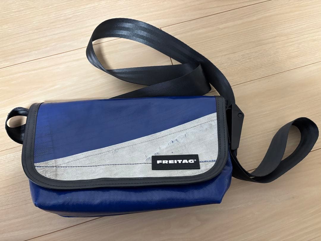 極美品　フライターグ　F41 HAWAII FIVE-O