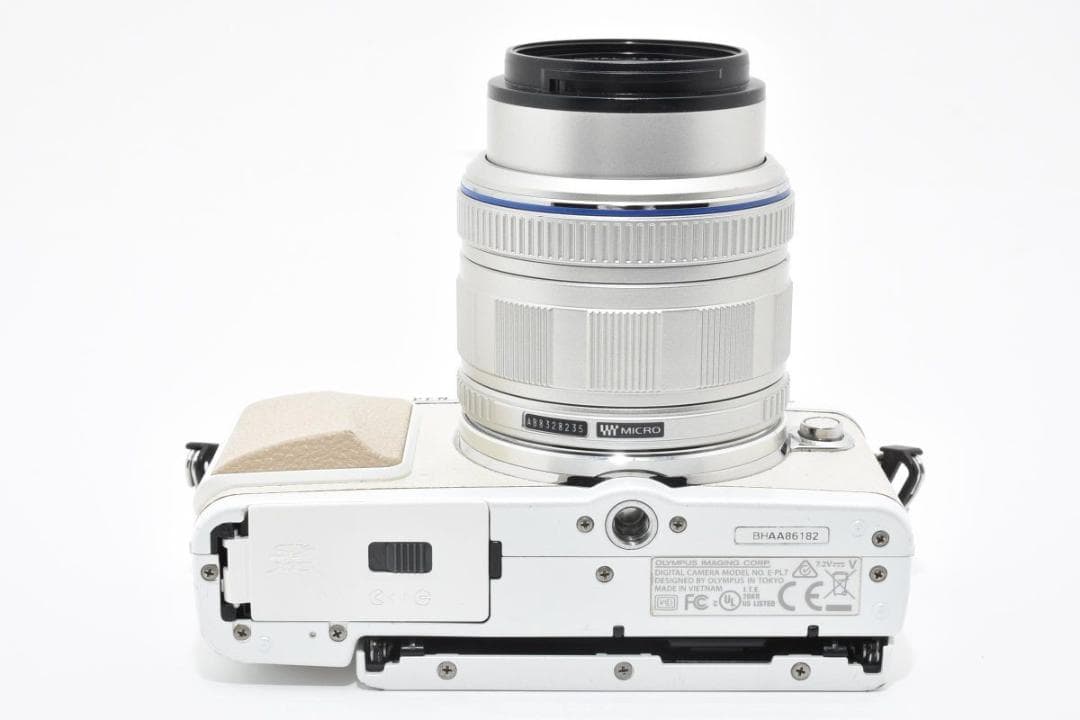 【箱付き】 OLYMPUS オリンパス Pen E-PL7 ミラーレス一眼カメラ