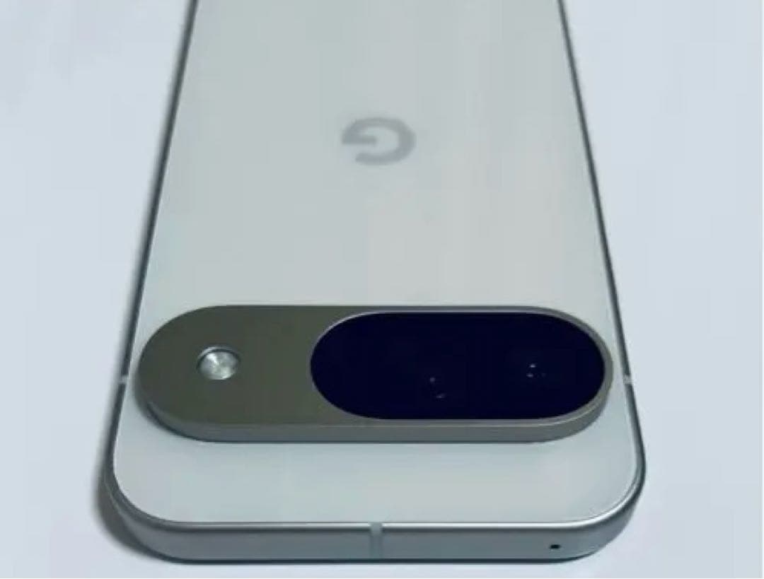 GooglePixel9白SIMフリー 画面￼&カメラ保護付き ￼ほぼ未使用