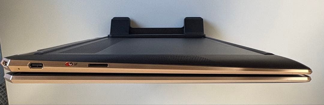 HP Spectre x360 2-in-1 コンバーチブル（360°回転）