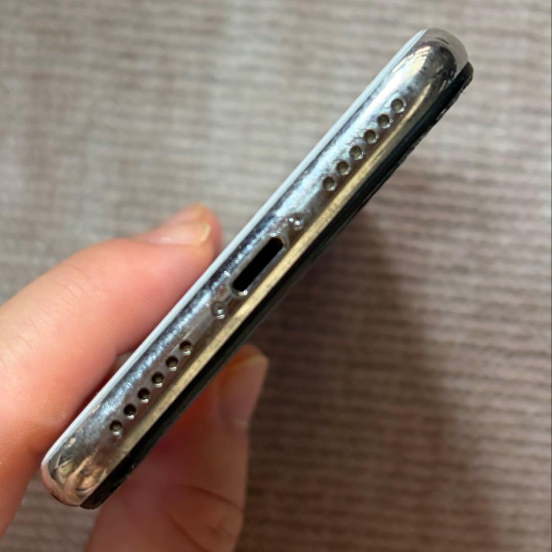 iPhone X シルバー 256GB ジャンク　キャリア不明