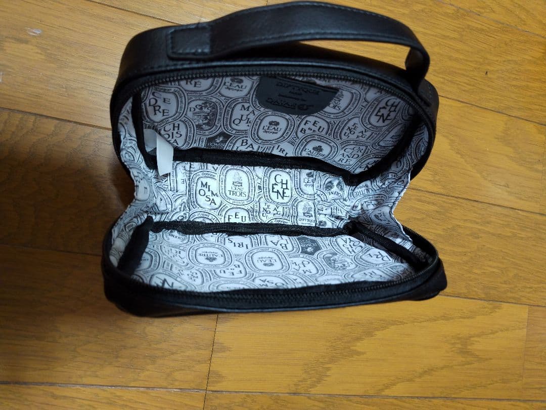 【Diptyque 新品】カタール航空ビジネスクラスアメニティポーチ 4個セット