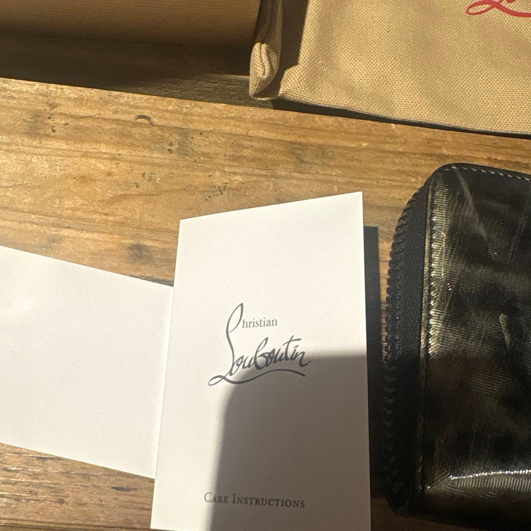 Christian Louboutin 長財布 黒