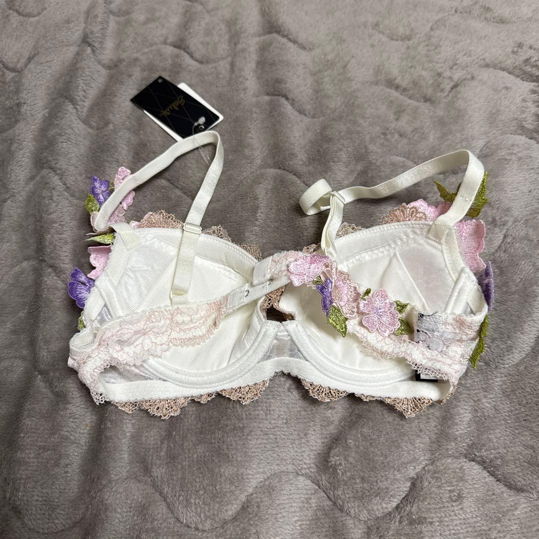 Salute 花柄刺繍 セットアップ