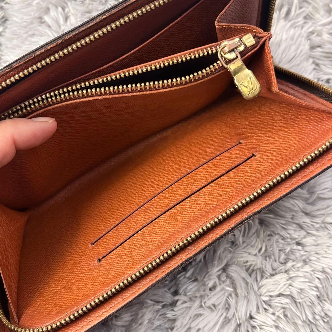 ルイヴィトン　ポルトモネジップ　モノグラムキャンバス　ラウンドファスナー