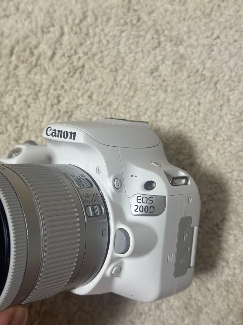Canon EOS 200d ホワイト Canon Kiss X9の海外モデル