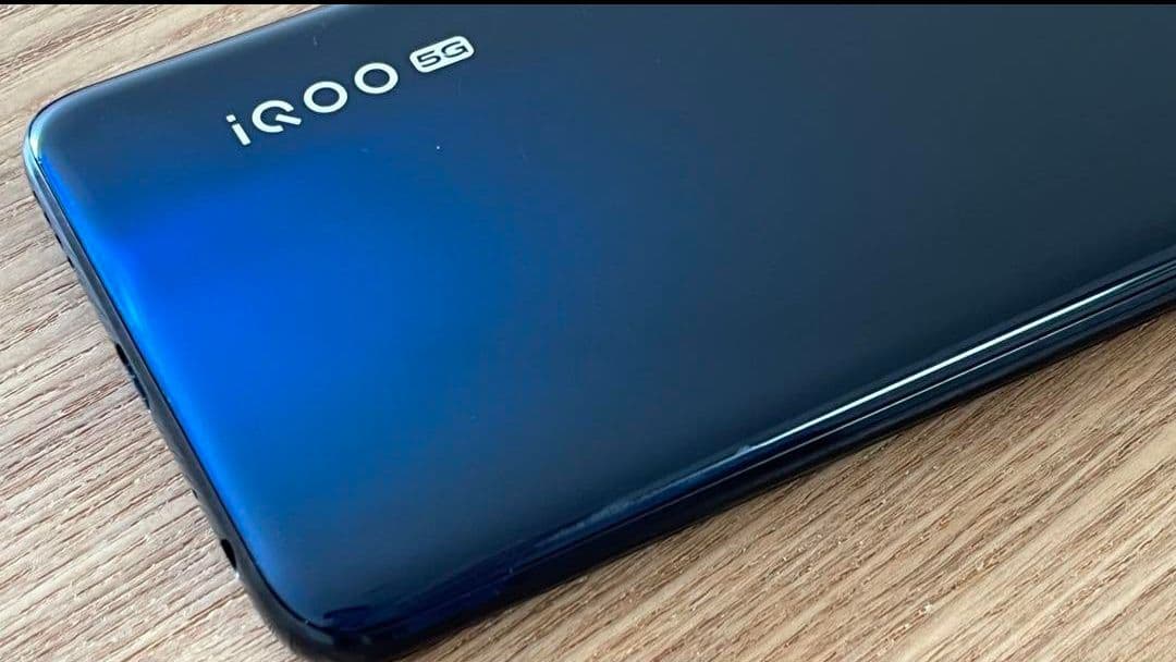 スマートフォン本体 vivo iQOO Z1 6+128 144hz Dimensity 1000+