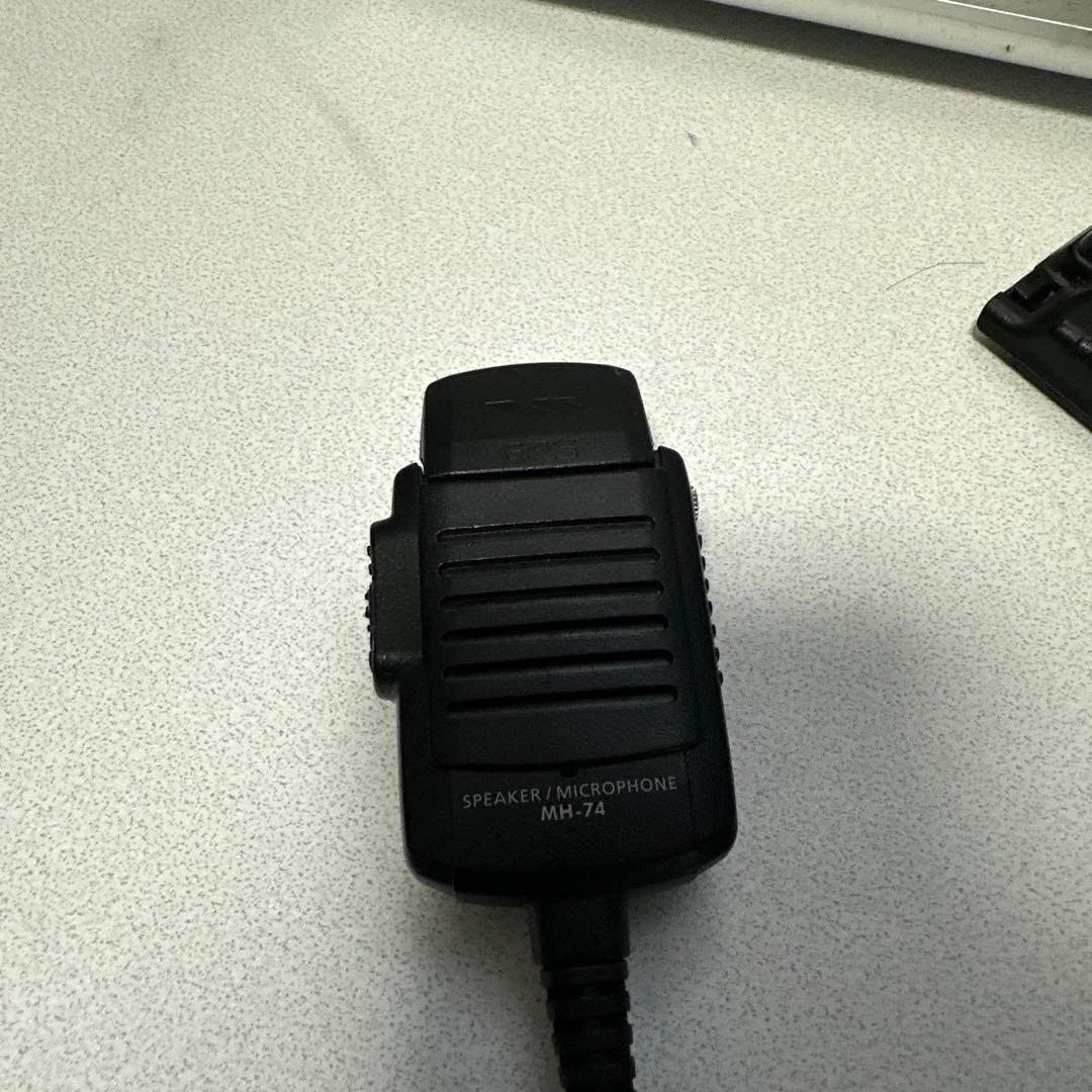 八重洲無線 VX-8D