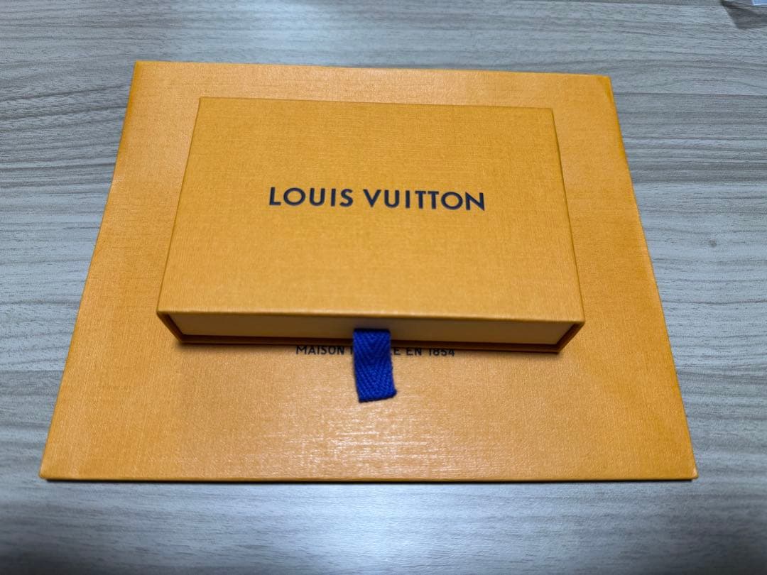 【美品】ルイヴィトン　ダミエグラフィット　ジッピーパース 　ケース