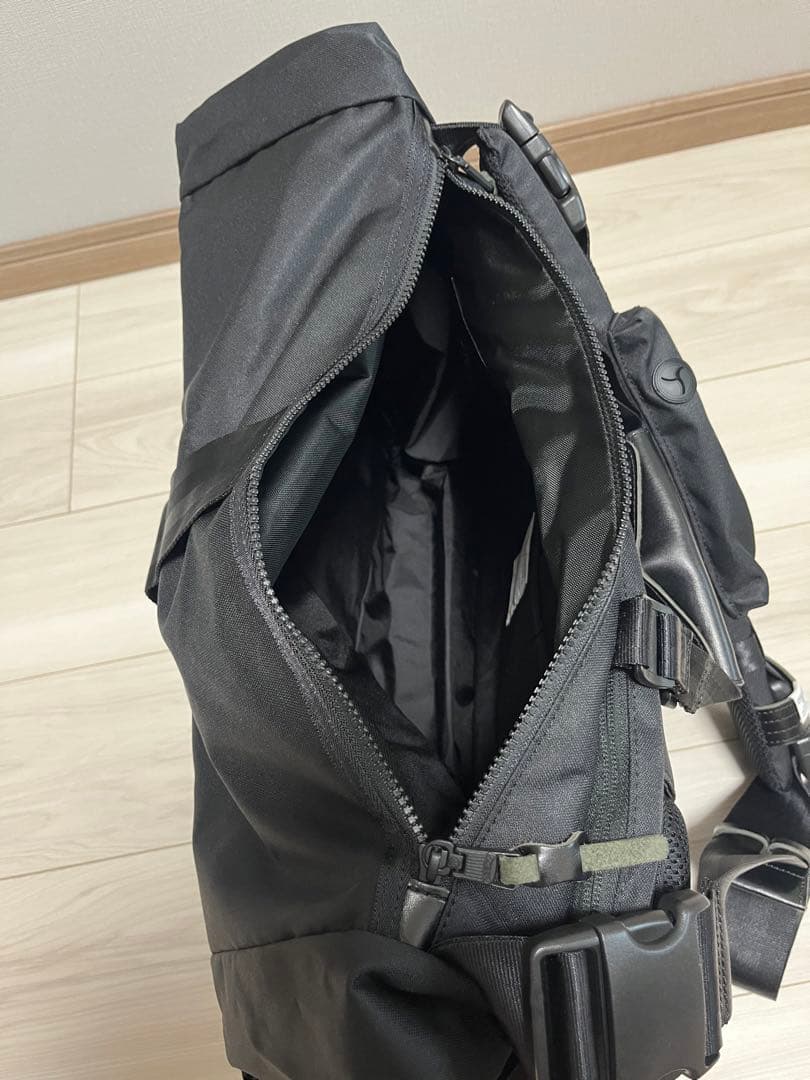 【美品】アッソブ　AS2OV メッセンジャーバッグ