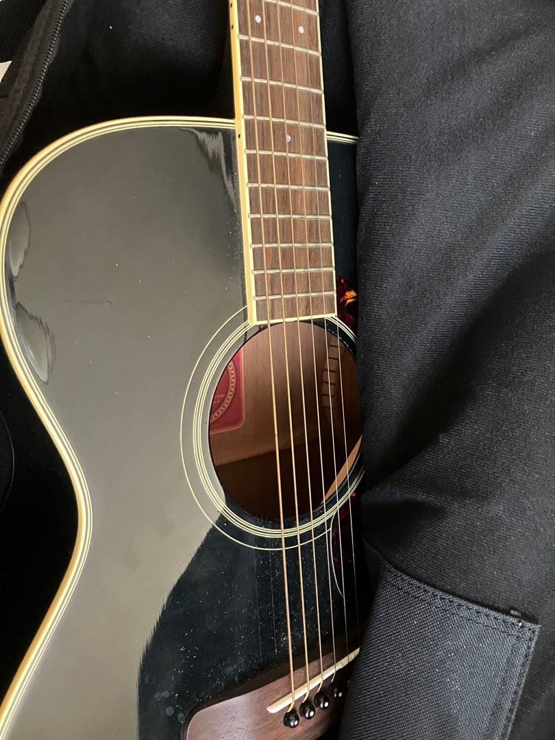 アコースティックギター yamaha FS720S BL 付属品付きです